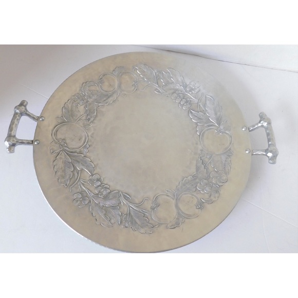 1940s Hand-Forged Everlast Aluminum Hammered Round Vintage Tray With Handles - Picture 4 of 10